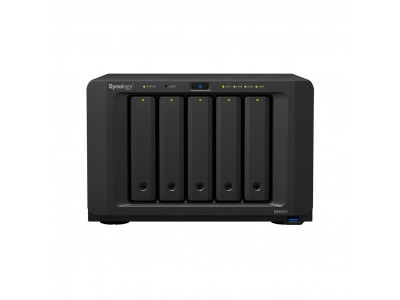 Сетевой накопитель Synology DS1517+(16Gb) - Снят с производства Сетевой накопитель Synology DS1517+(16Gb) - Снят с производства